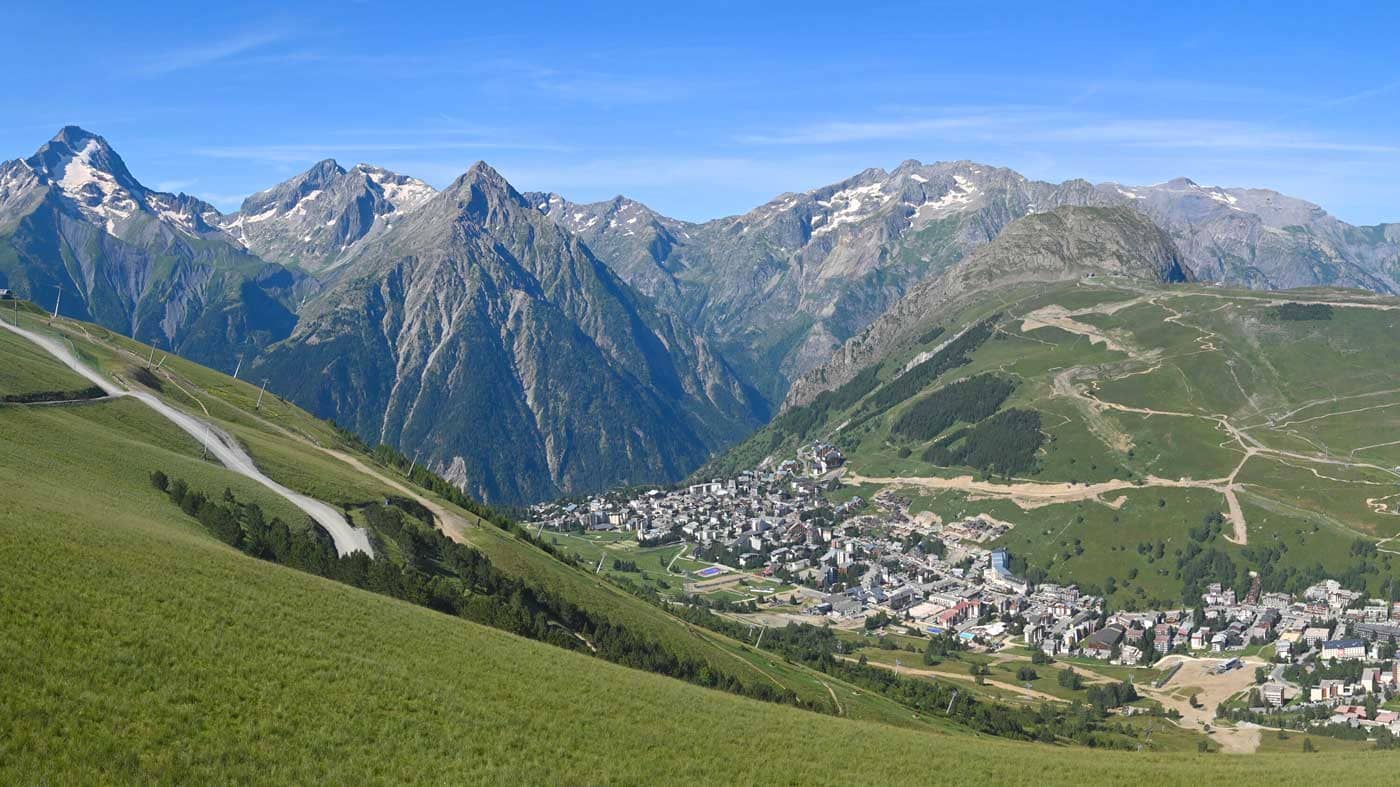 Les 2 Alpes en été