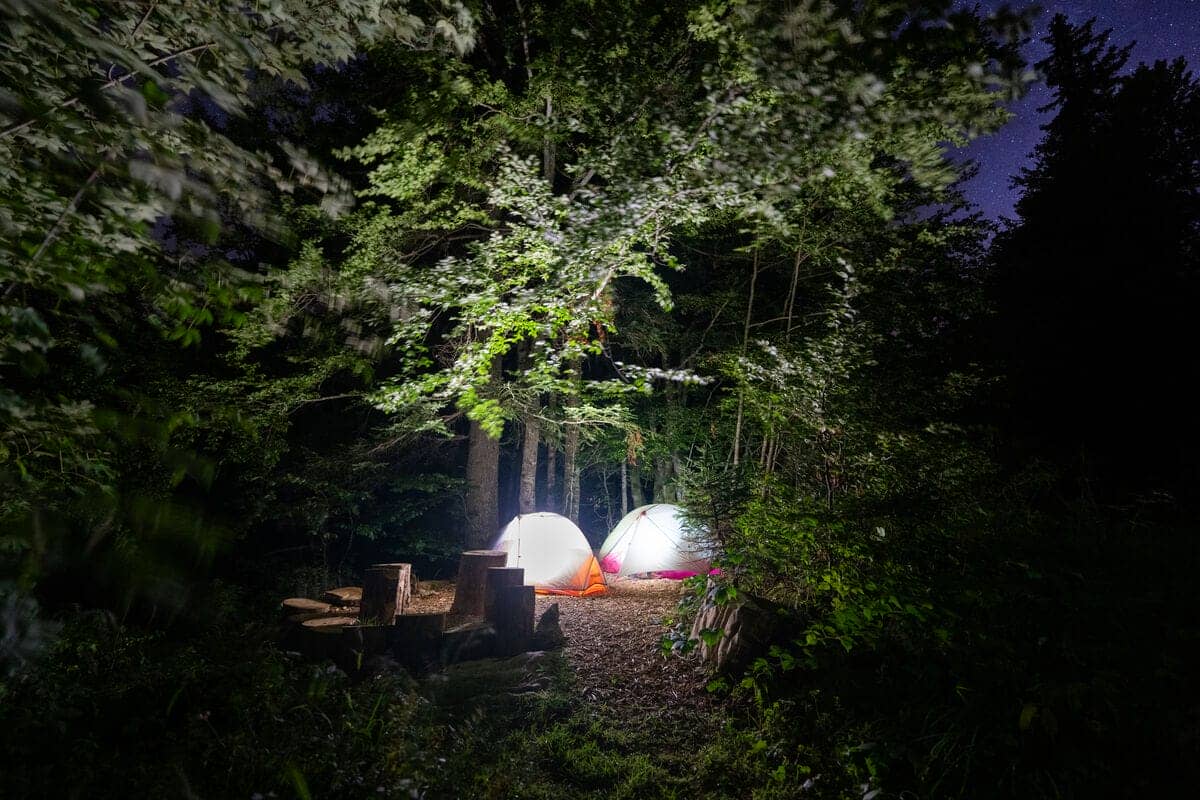 Bivouac &agrave; la place &agrave; Baban dans les Bauges